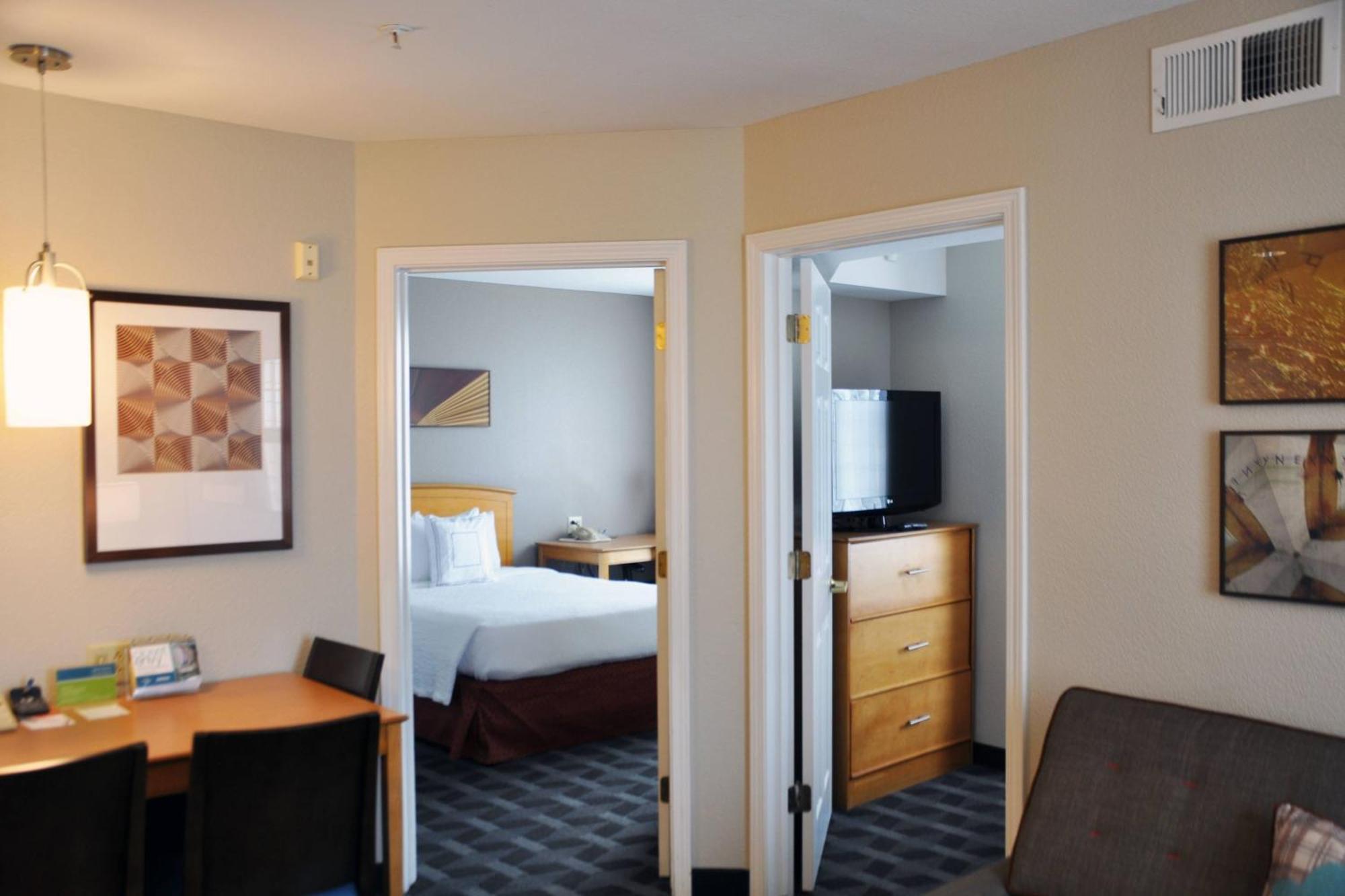 Towneplace Suites By Marriott Albuquerque Airport Εξωτερικό φωτογραφία